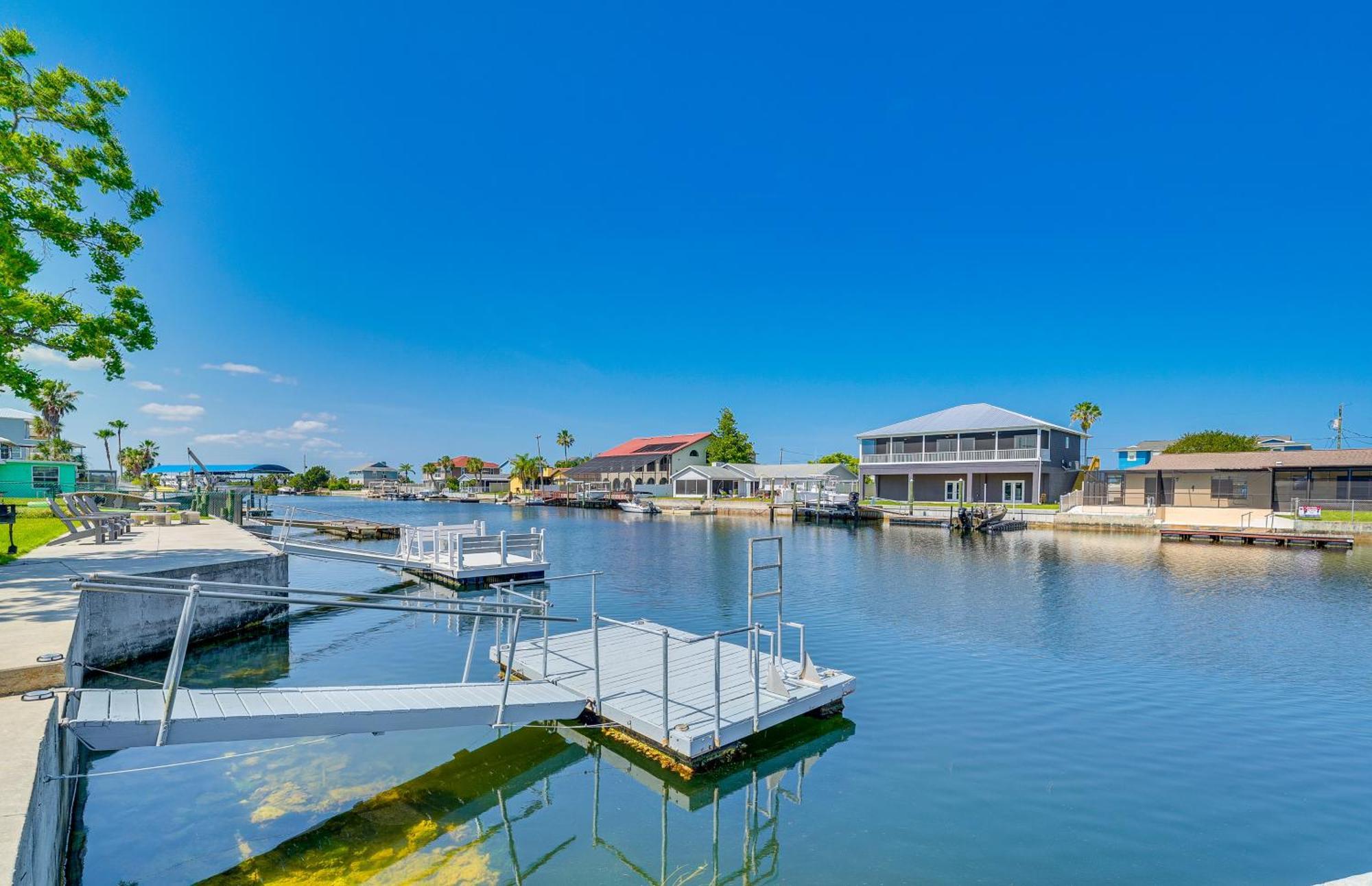 Waterfront Hernando Beach Home With Dock And Hot Tub! Екстериор снимка